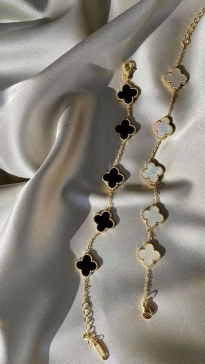 Pulsera Trebol Van Cleef Cajarega